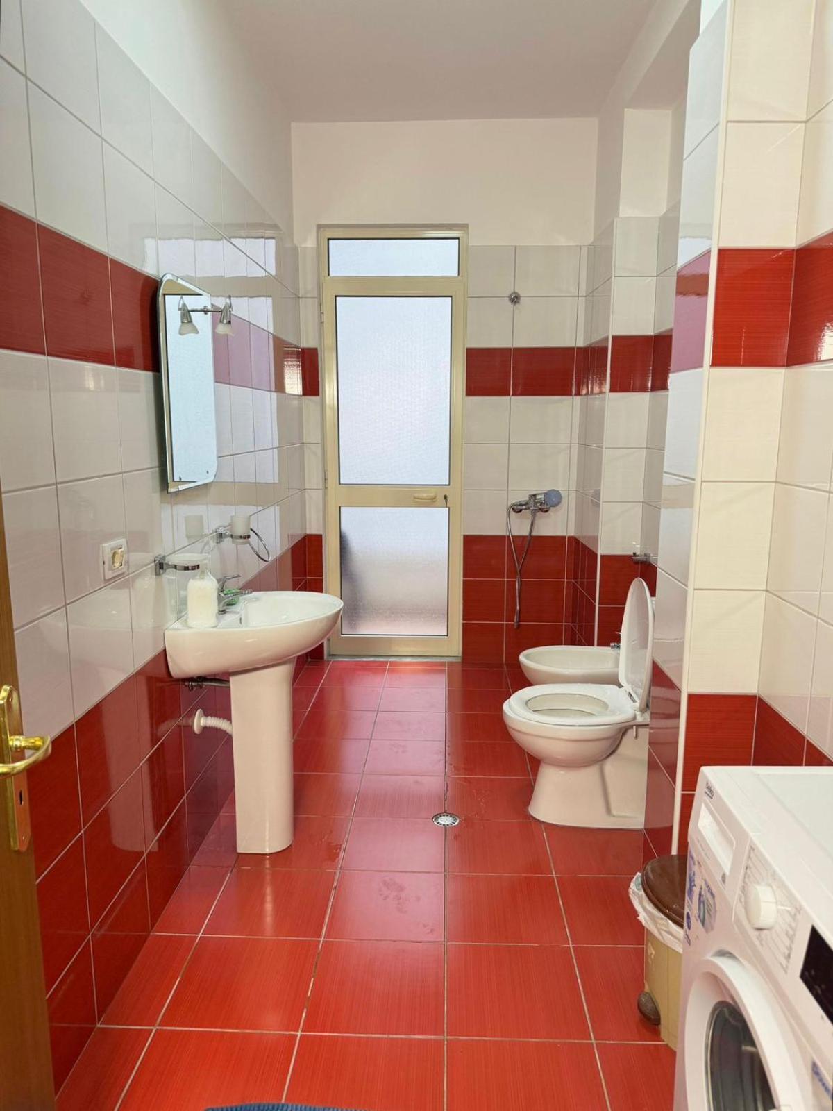 Shkodra Apartments Екстер'єр фото