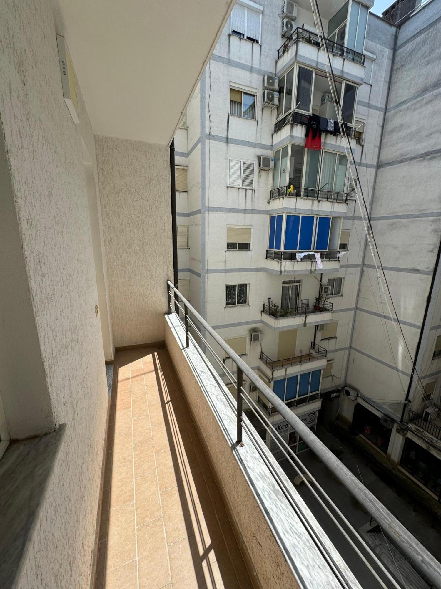 Shkodra Apartments Екстер'єр фото